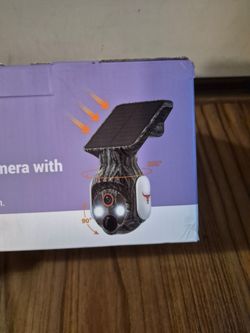 1080p battery camera with solar panel