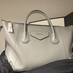 Givenchy purse 