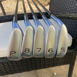 Golf Club Irons - 5,6,7,8,PW