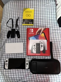 Nintendo Switch OLED Bundle