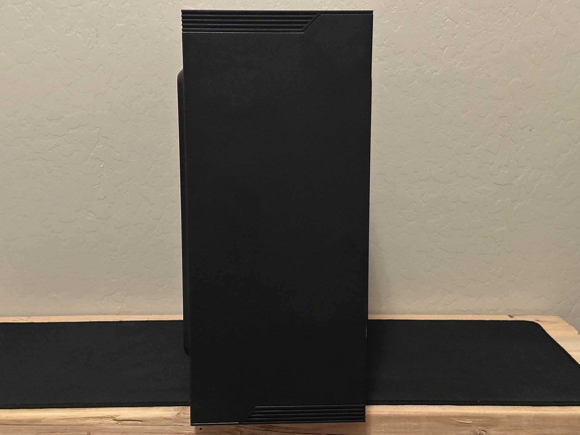 Custom Gaming Desktop - Intel i5, Rx 6700 xt, 32 GB DDR4