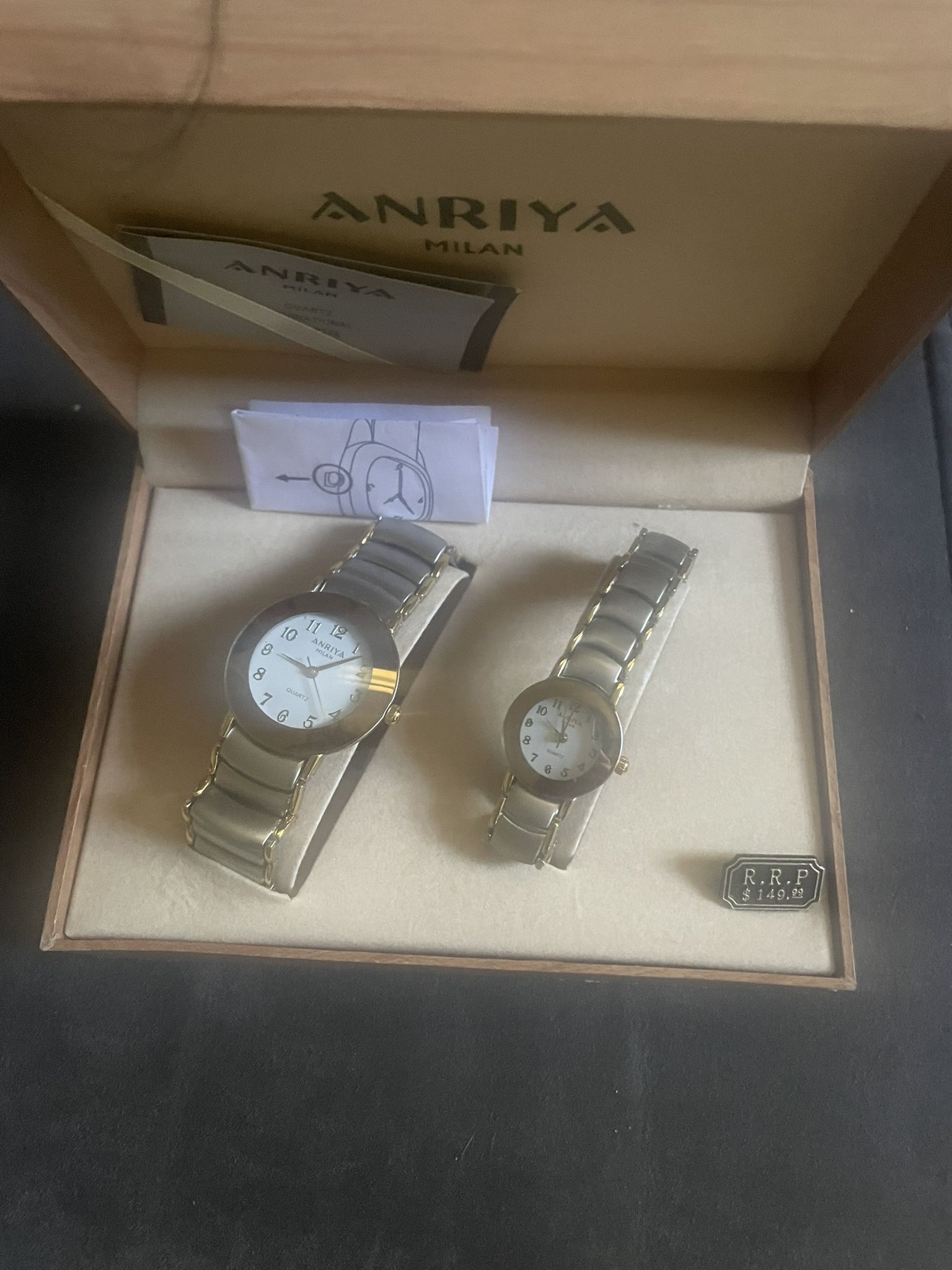 Anriya Milan women's watch set