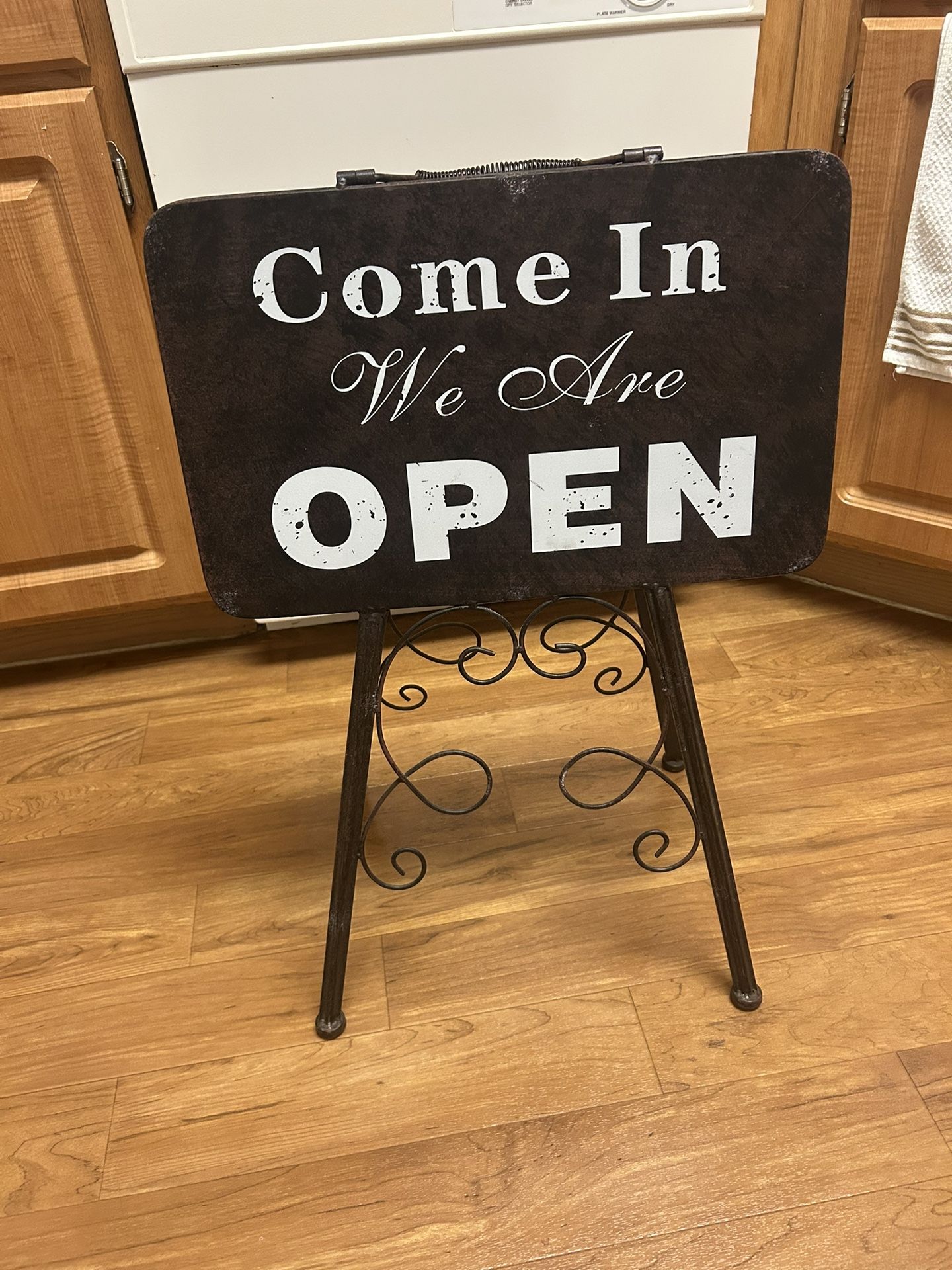 Metal Sign "Sorry We Are Closed" and "Come In We Are Open".