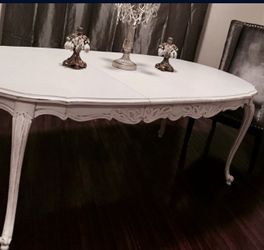 Antique Dining Table & Chairs