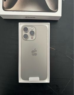 Apple iPhone Pro Max Natural Titanium