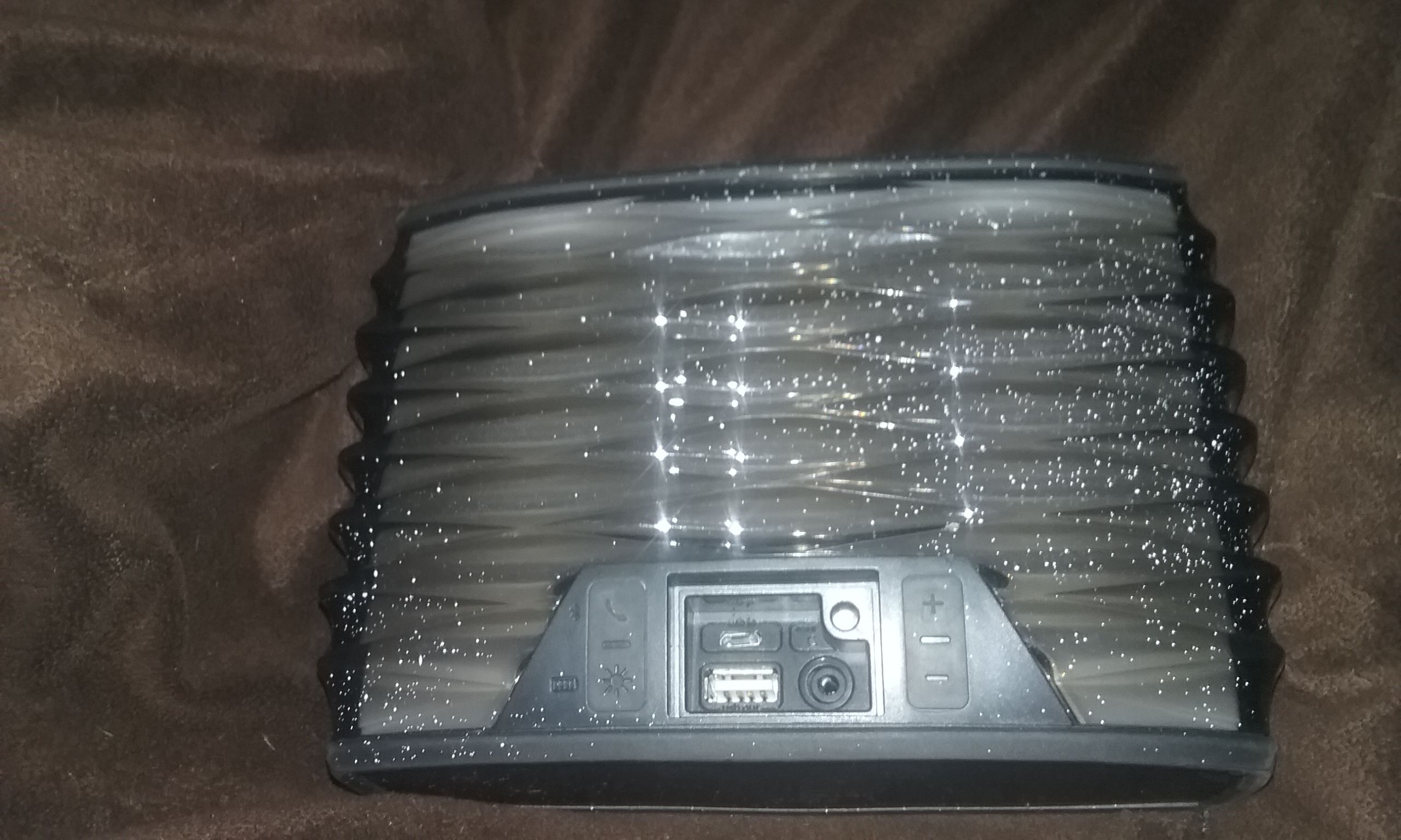 Ihome ibt90 color changing Bluetooth speaker