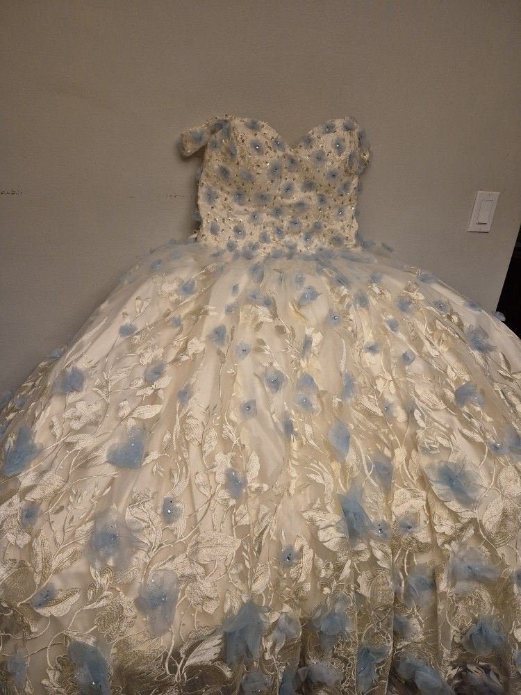 QuinceƱera Dress, Sweet Sixteen