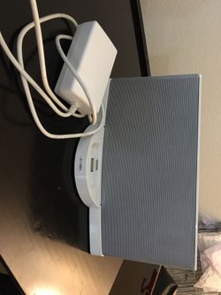 Bose sound dock - Excellent