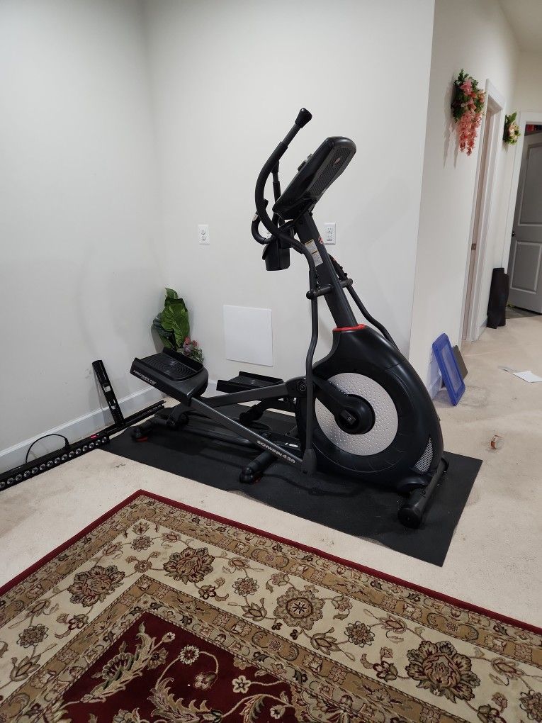 Schwinn 430 Elliptical