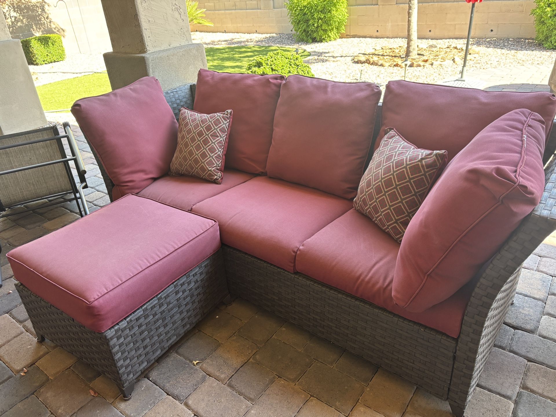 Outdoor couch/sectional