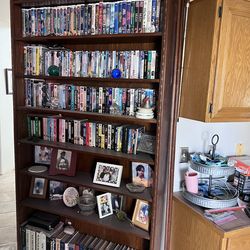 Bookshelf/DVD/Display