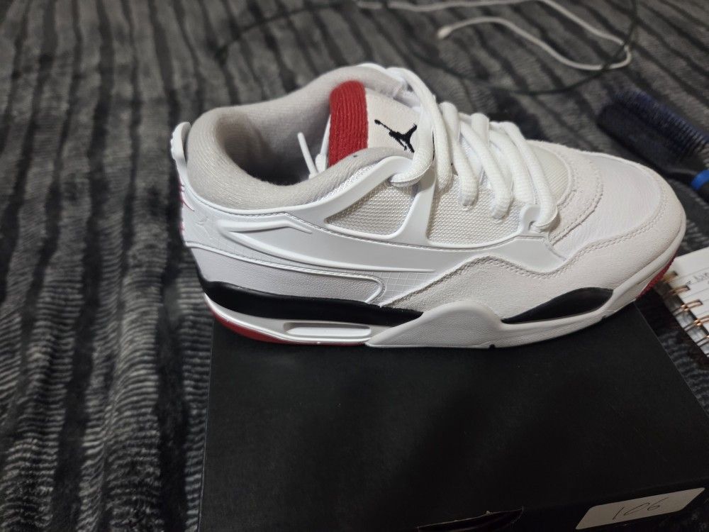 Jordan 4