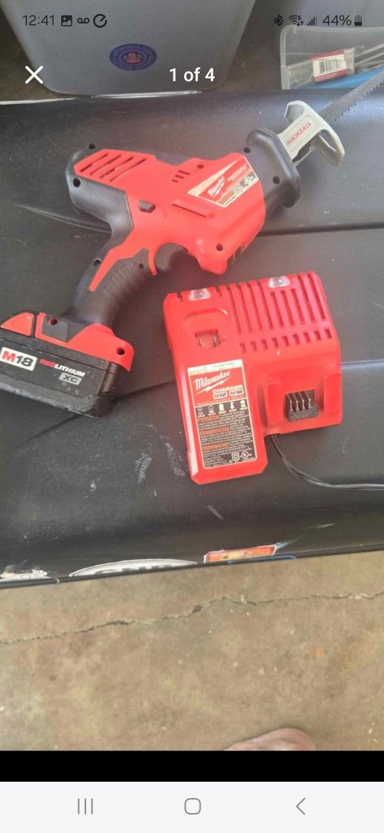 Milwaukee M18 Sawzall