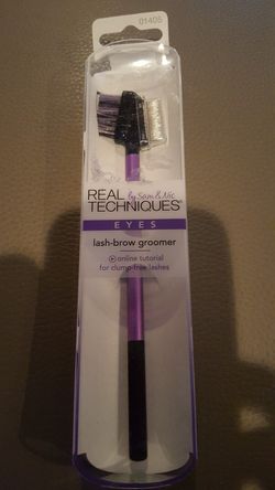 New lash brow groomer