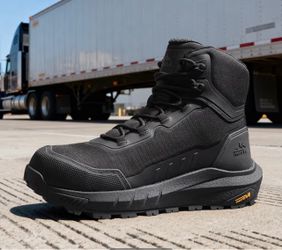 Men boot size 10 BRAND NEW