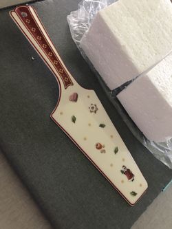 Villaroy & Boch Holiday Pie Server