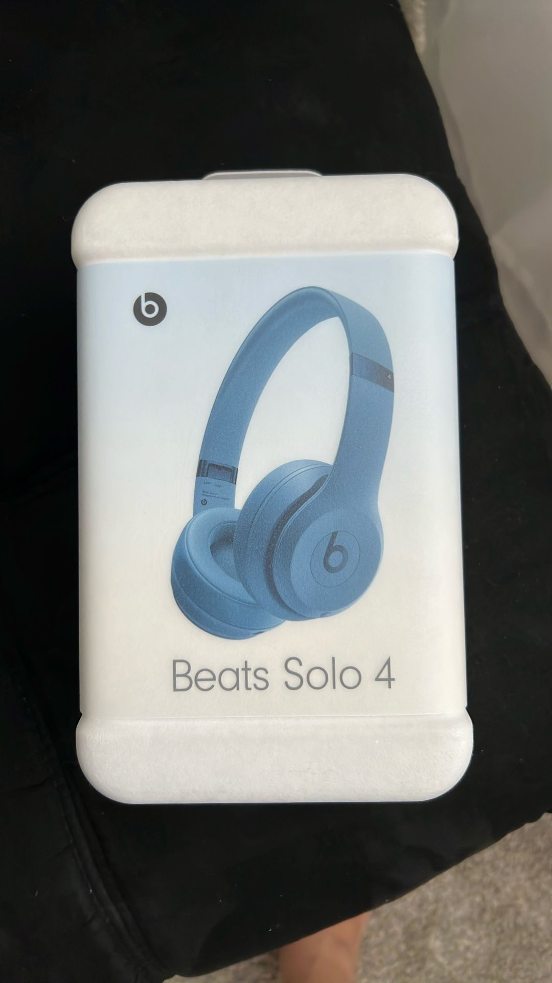 Beats Solo 4