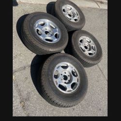 4 - 265/70r16 6x5.5 6x139.7 Chevy Yukon Stock Wheels Rims With Good 80% Treads Tires!!!!!!