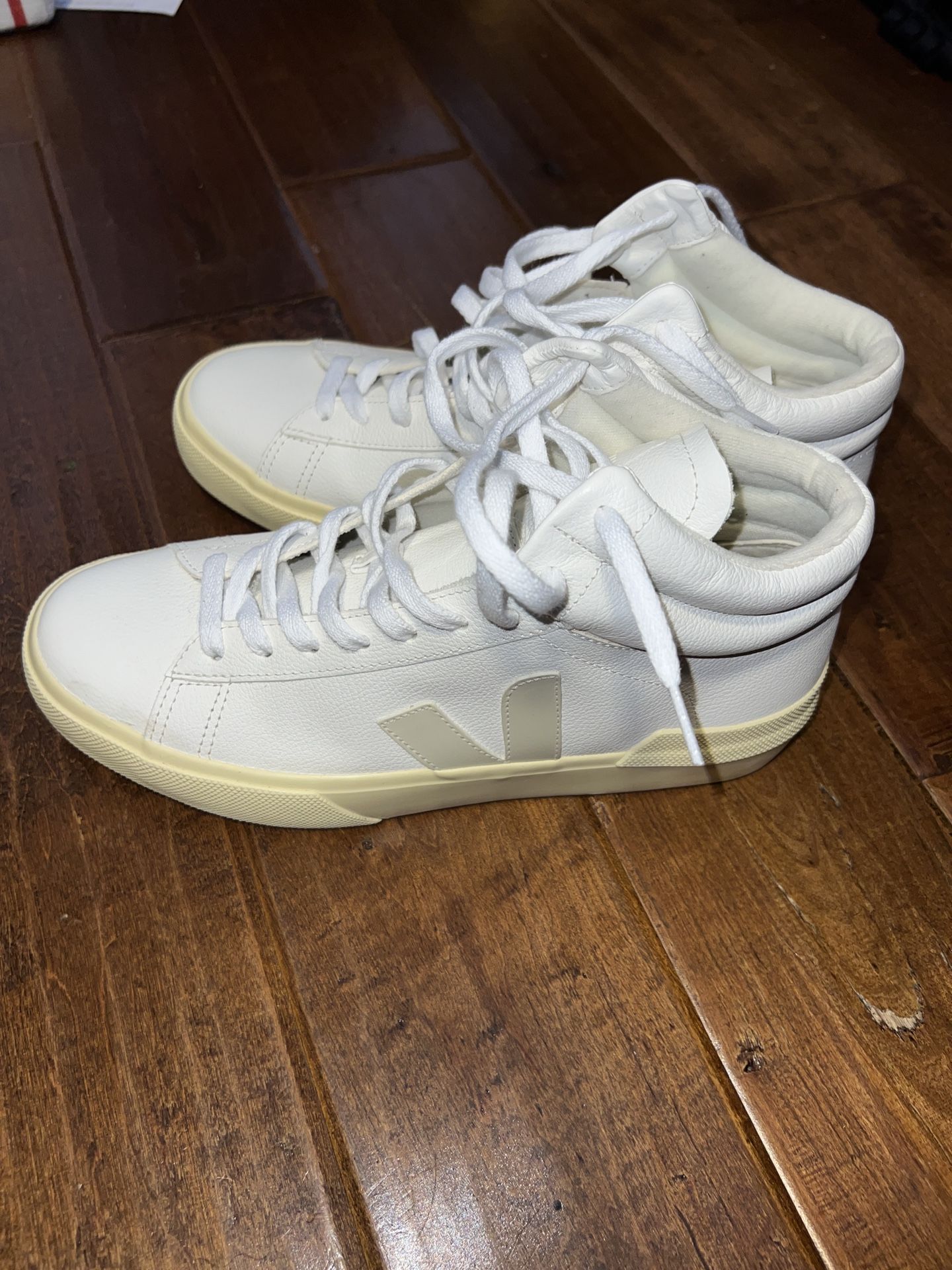 Brand New Veja Shoes