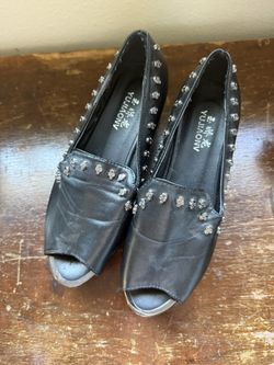 Black Wedges With Skulls