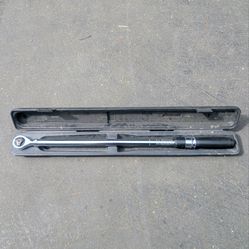 Husky pro 39104 1/2"  torque wrench