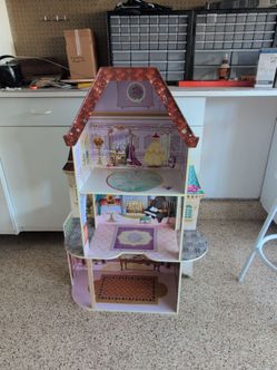 Doll house