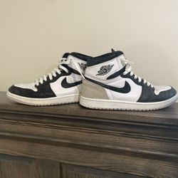 Jordan 1 Bleached Coral - Size 9.5 