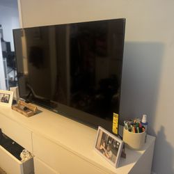 Pioneer 55” Smart TV