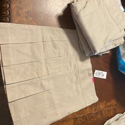 Girl pleated skirts sizes: 5 qty (1) 6 qty (2) 8 qty (3)