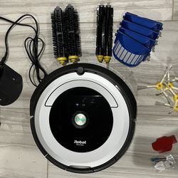 iRobot Roomba  690