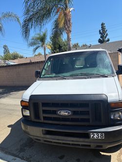 Ford cargo Van