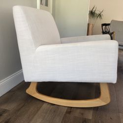 Rocking Chair - Baby / Nursery