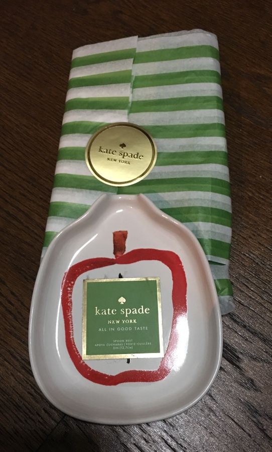 Kate Spade New York All In Good Taste Stoneware Apple Spoon Rest NEW