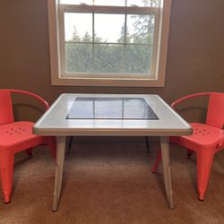 Kids metal table And chairs