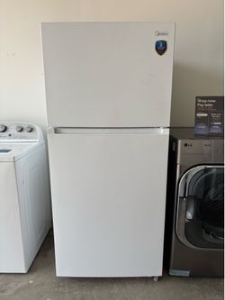 NEW MIDEA TOP FREEZER