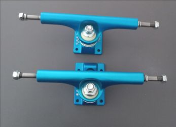 Ace 55 Skateboard Trucks New $45