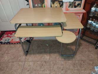 Computer Desk with Keyboard Tray and Side Shelf