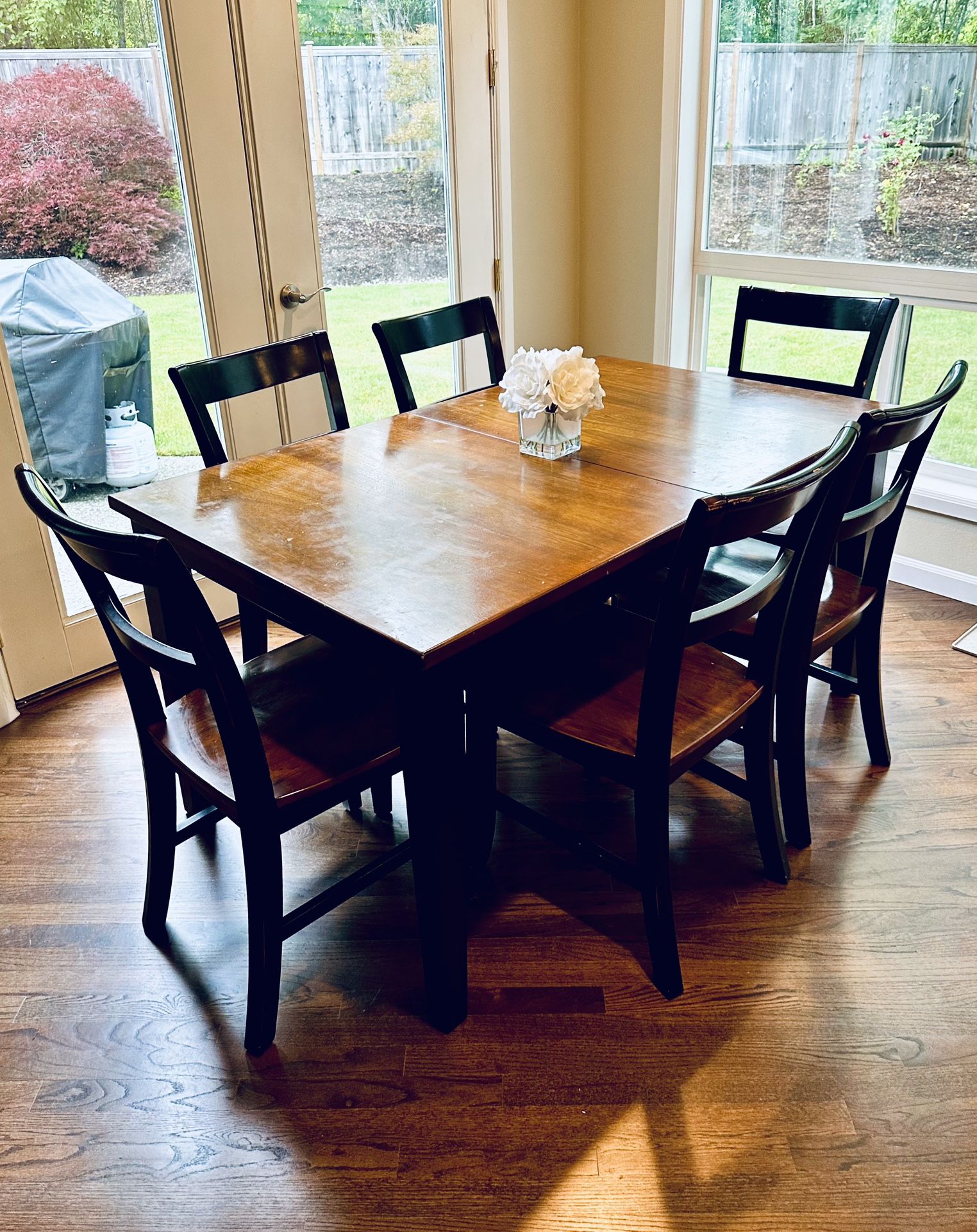 Pottery Barn | Classic Farmhouse Rectangular 7 Piece Breakfast Nook Dining Table Set | Great Condition!