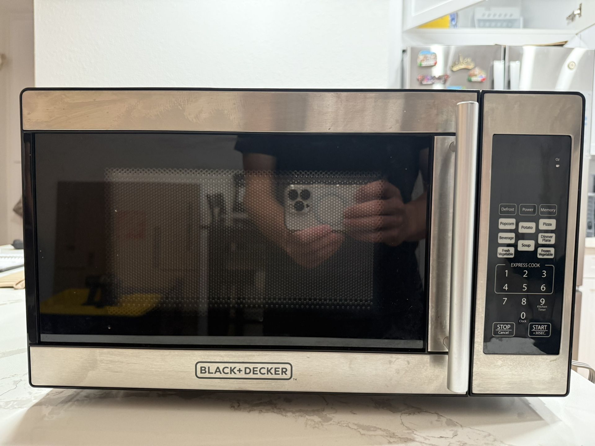 Black + Decker Microwave