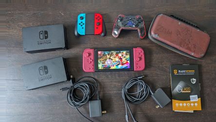 Nintendo Switch Bundle - Includes 2 Docks, pro style controller and Hori Joy Split Pad