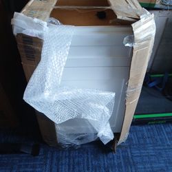 Withe Shaker Base Cabinete