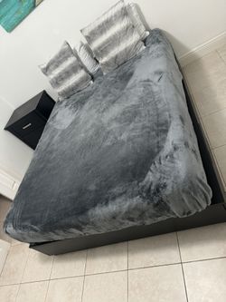 Platform Bed