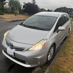 2014 Toyota Prius V