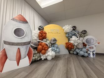 Backdrop & Balloons