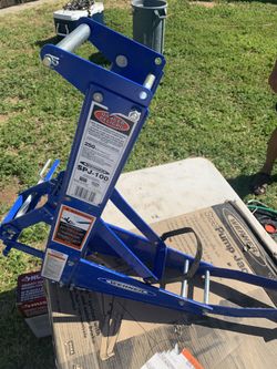 Werner Pump Jacks Like New