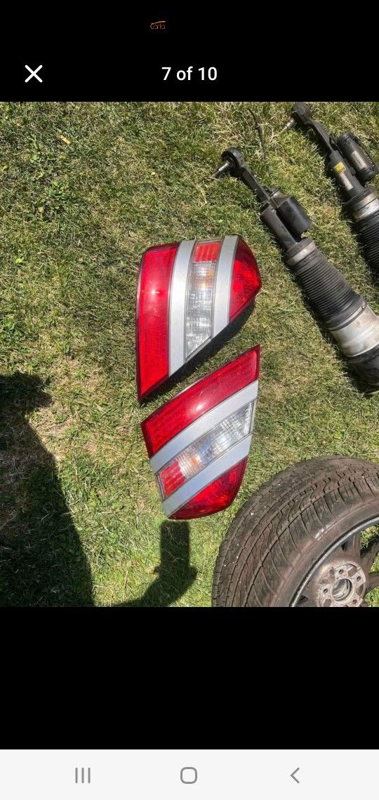 07-13 Mercedes S550 Taillights