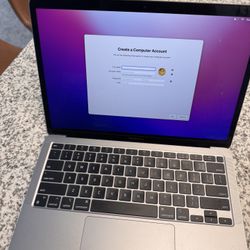 MacBook Air (A2337)