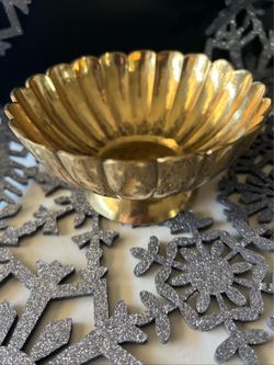 VTG Scalloped Brass Sml Candy Dish-Pedestal Bowl (5”Dx 3”H) 10.8oz Weight
