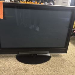 45” Hitachi TV
