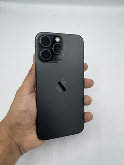 iPhone 15 Pro Max - 256GB - Black Titanium- Unlocked